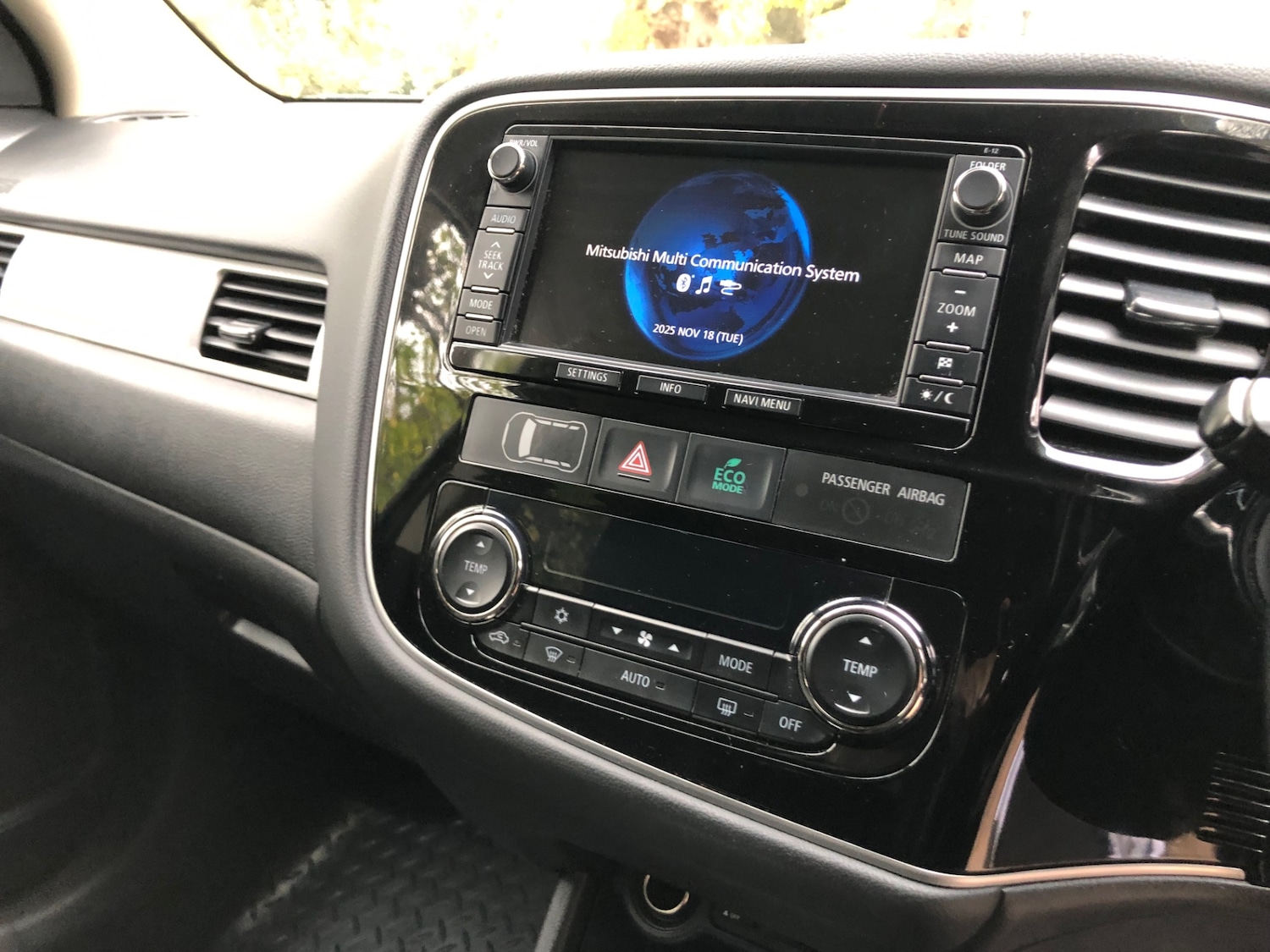 Used Mitsubishi Outlander 2015 for sale - 76618302: Photo 18