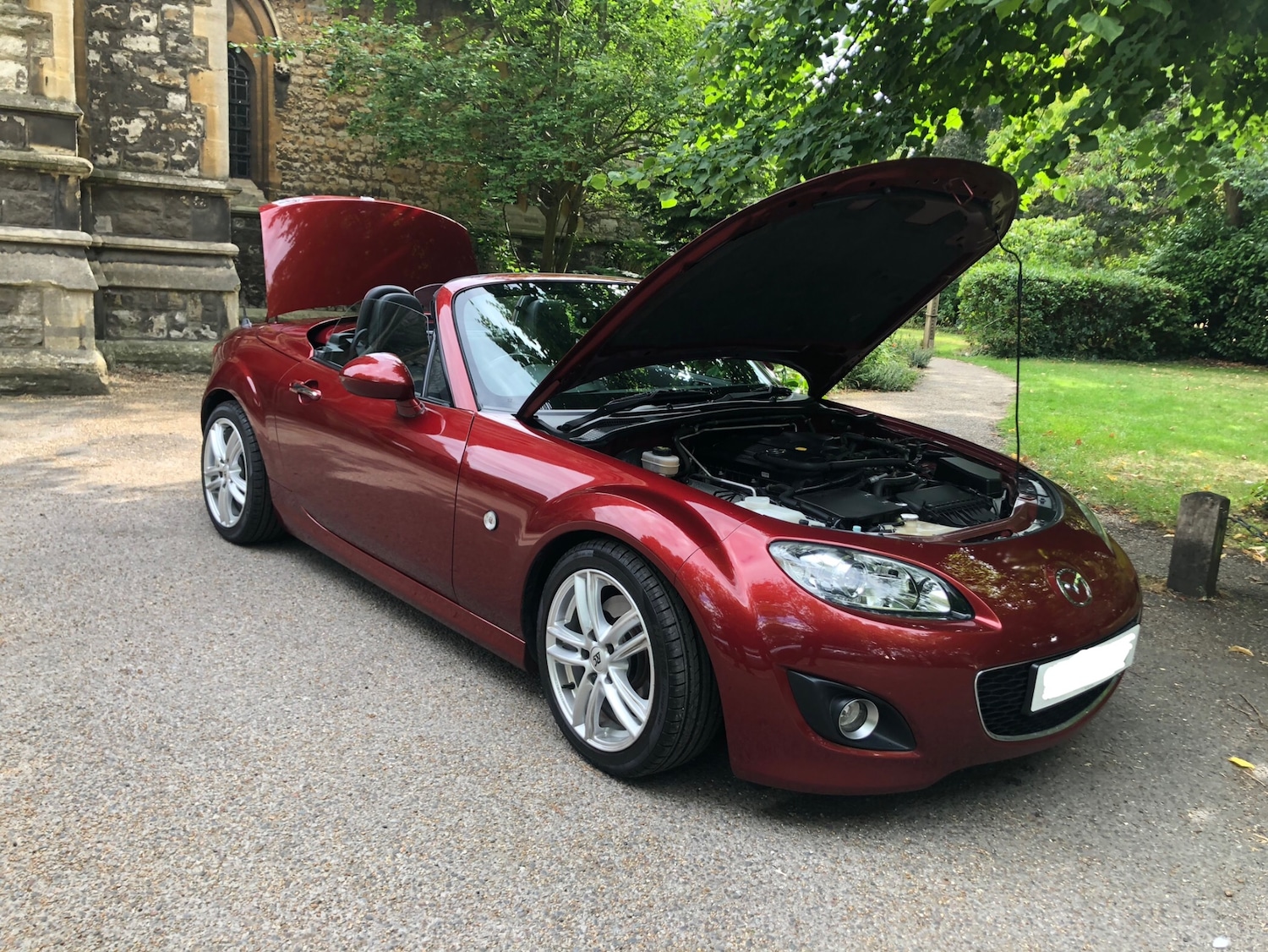 Used Mazda MX-5 2010 for sale - 77484017: Photo 2