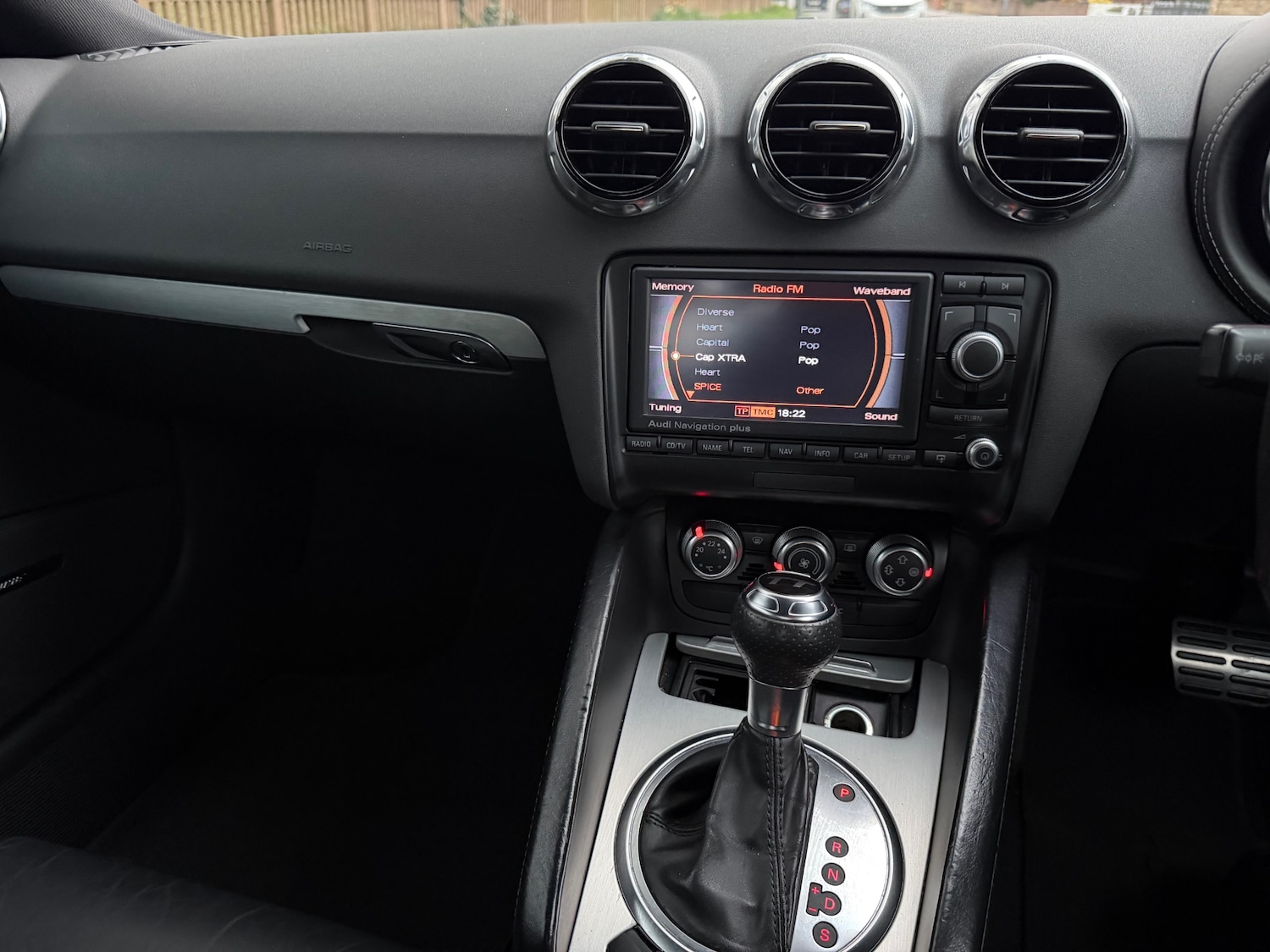 Used Audi TT 2010 for sale - 78031379: Photo 18