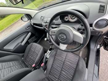 Used Mazda Mazda2 2010 for sale - 74682756: Photo