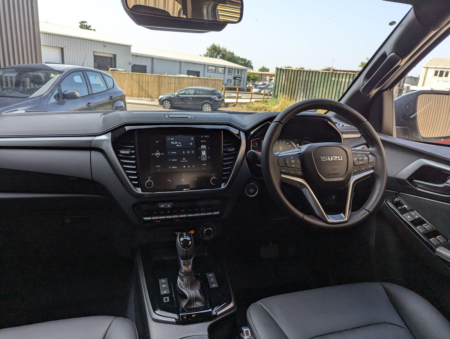 Used Isuzu D-Max 2025 for sale - 77175486: Photo 8