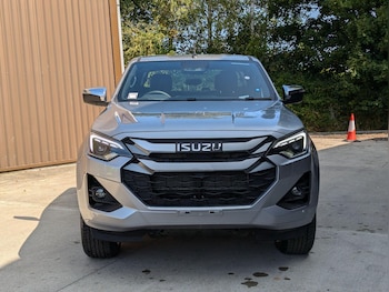 Used Isuzu D-Max 2025 for sale - 76633095: Photo