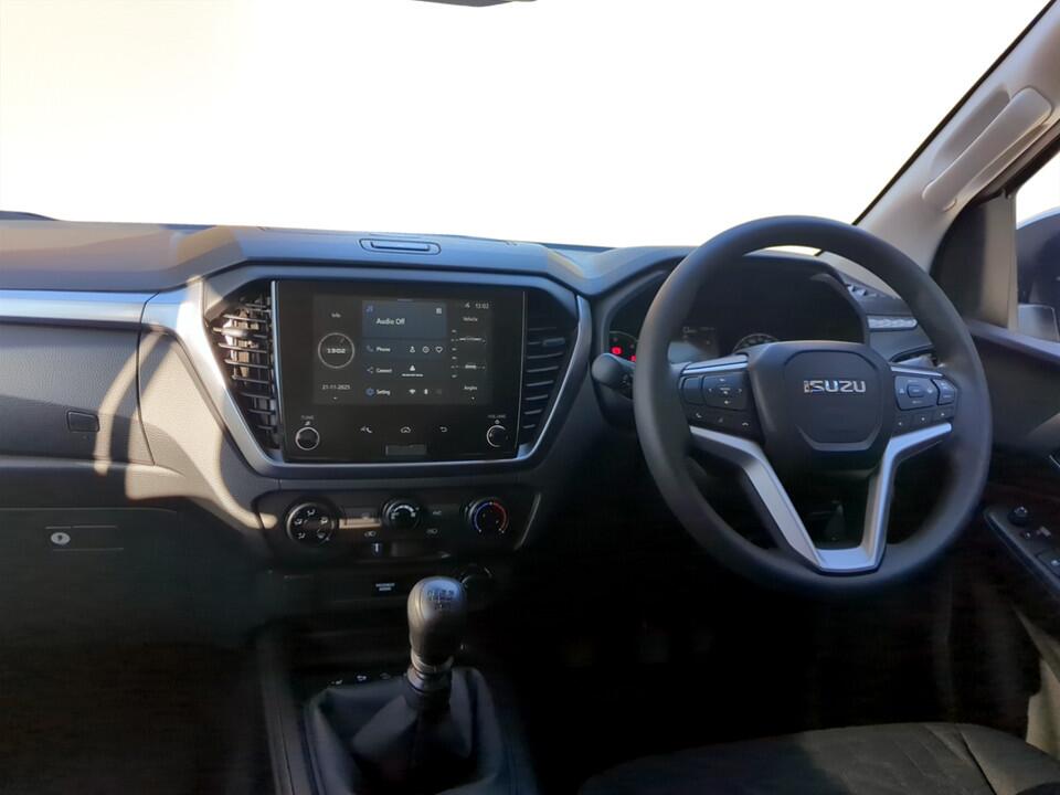 Used Isuzu D-Max 2024 for sale - 76666862: Photo 11