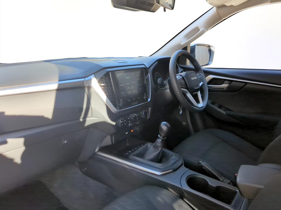 Used Isuzu D-Max 2024 for sale - 76666862: Photo 13
