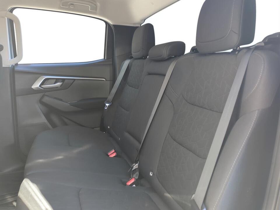 Used Isuzu D-Max 2024 for sale - 76666862: Photo 15