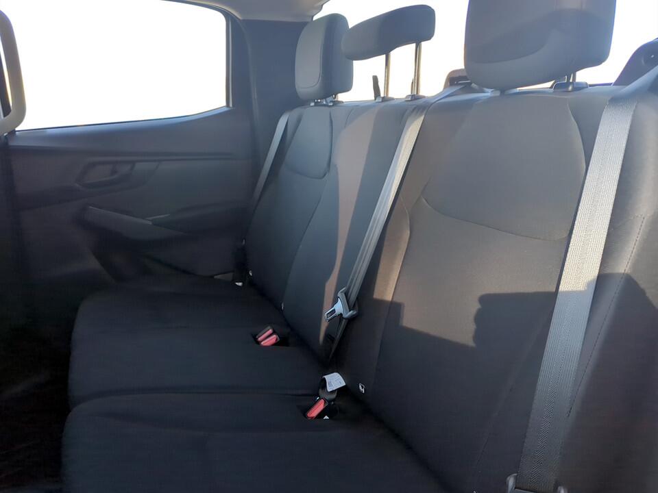 Used Isuzu D-Max 2024 for sale - 76666601: Photo 10