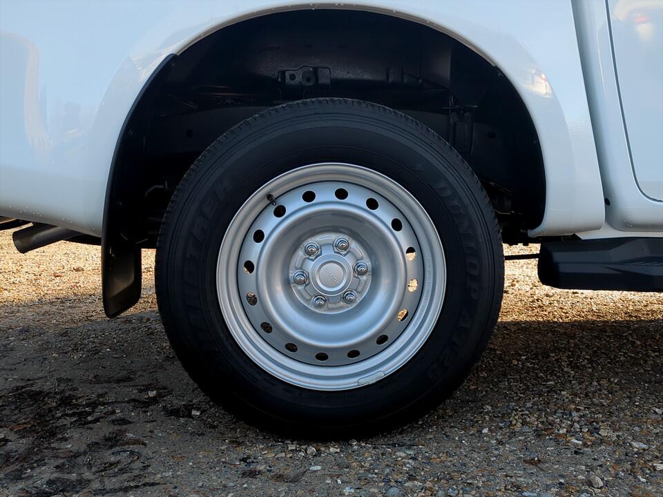 Used Isuzu D-Max 2024 for sale - 76666601: Photo 12