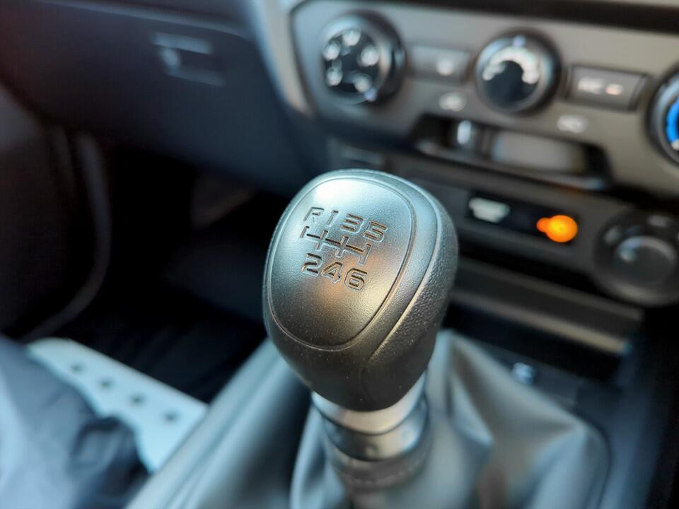 Used Isuzu D-Max 2024 for sale - 76666601: Photo 22