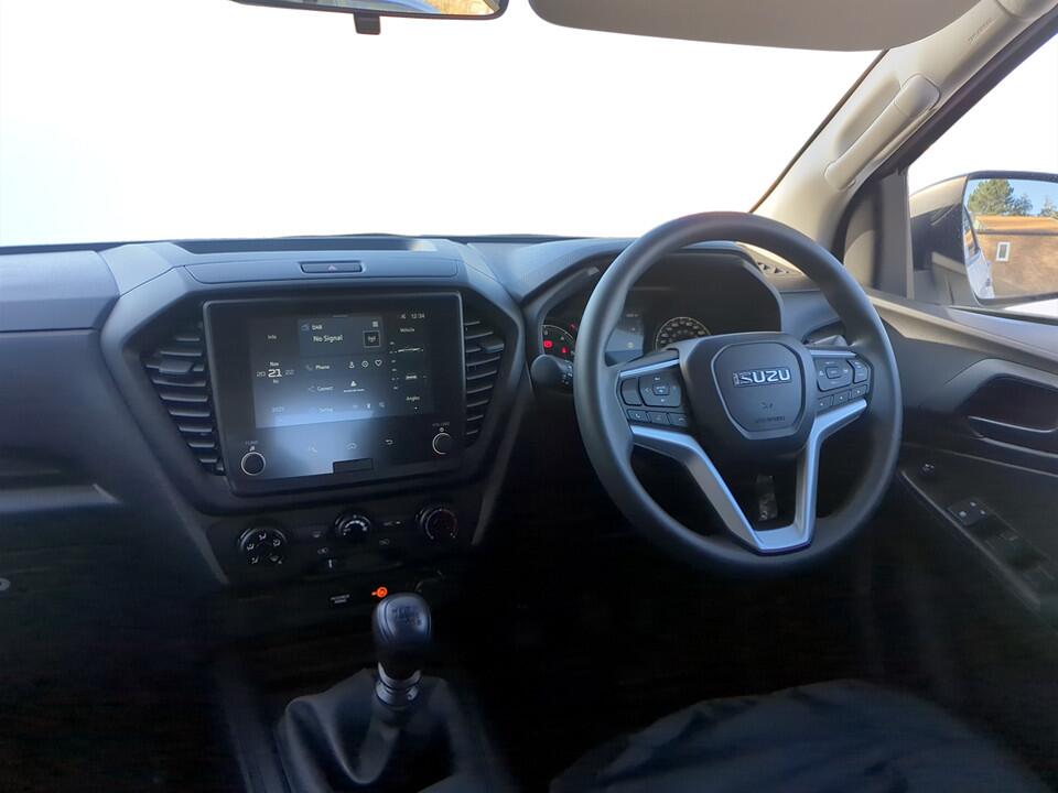 Used Isuzu D-Max 2024 for sale - 76666601: Photo 8