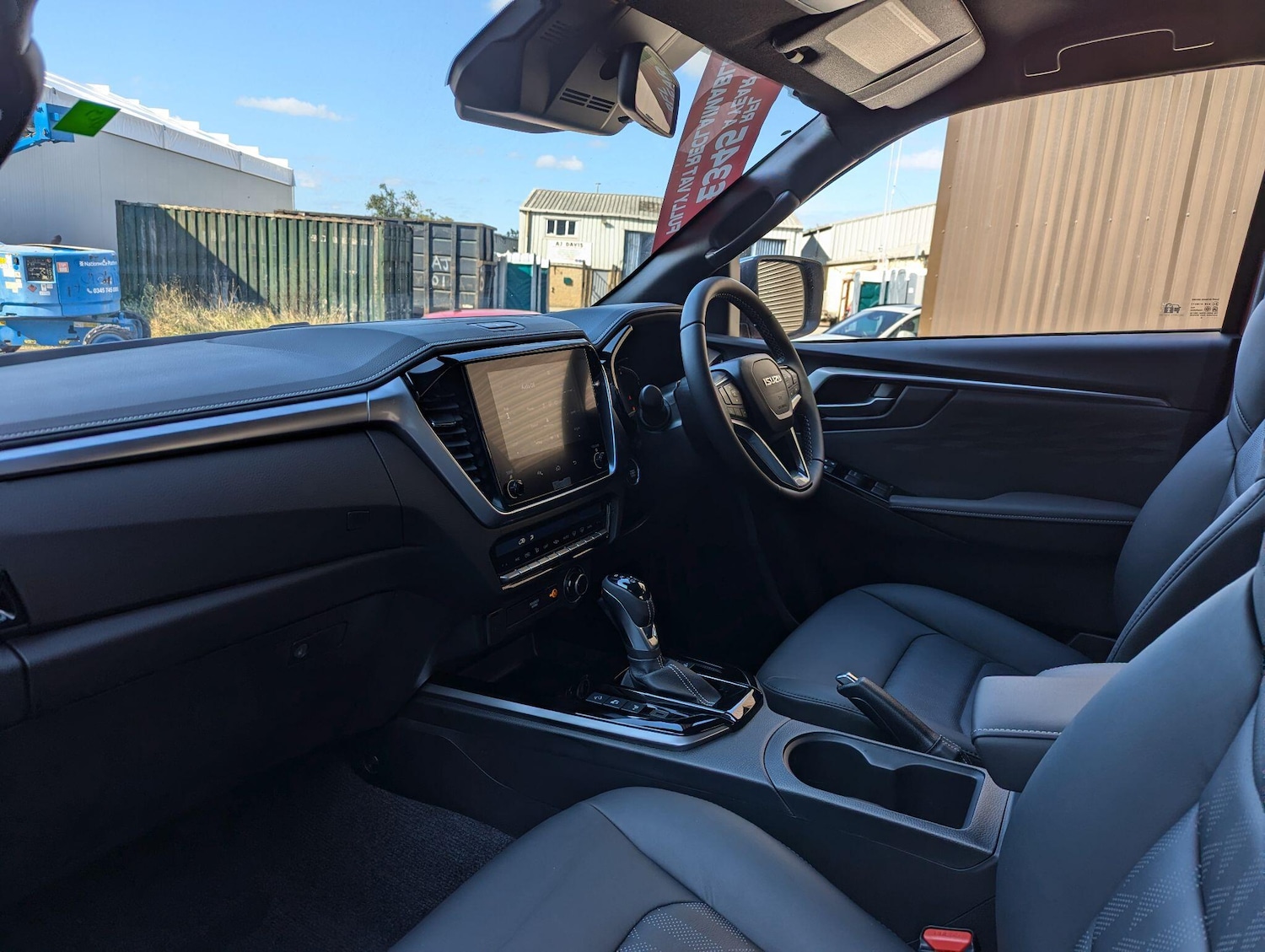 Used Isuzu D-Max 2025 for sale - 77143696: Photo 7