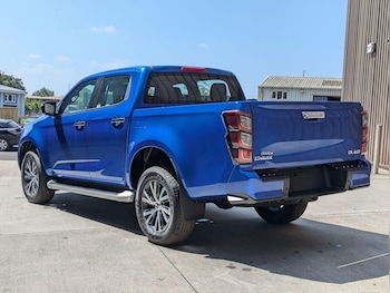 Used Isuzu D-Max 2025 for sale - 77156790: Photo