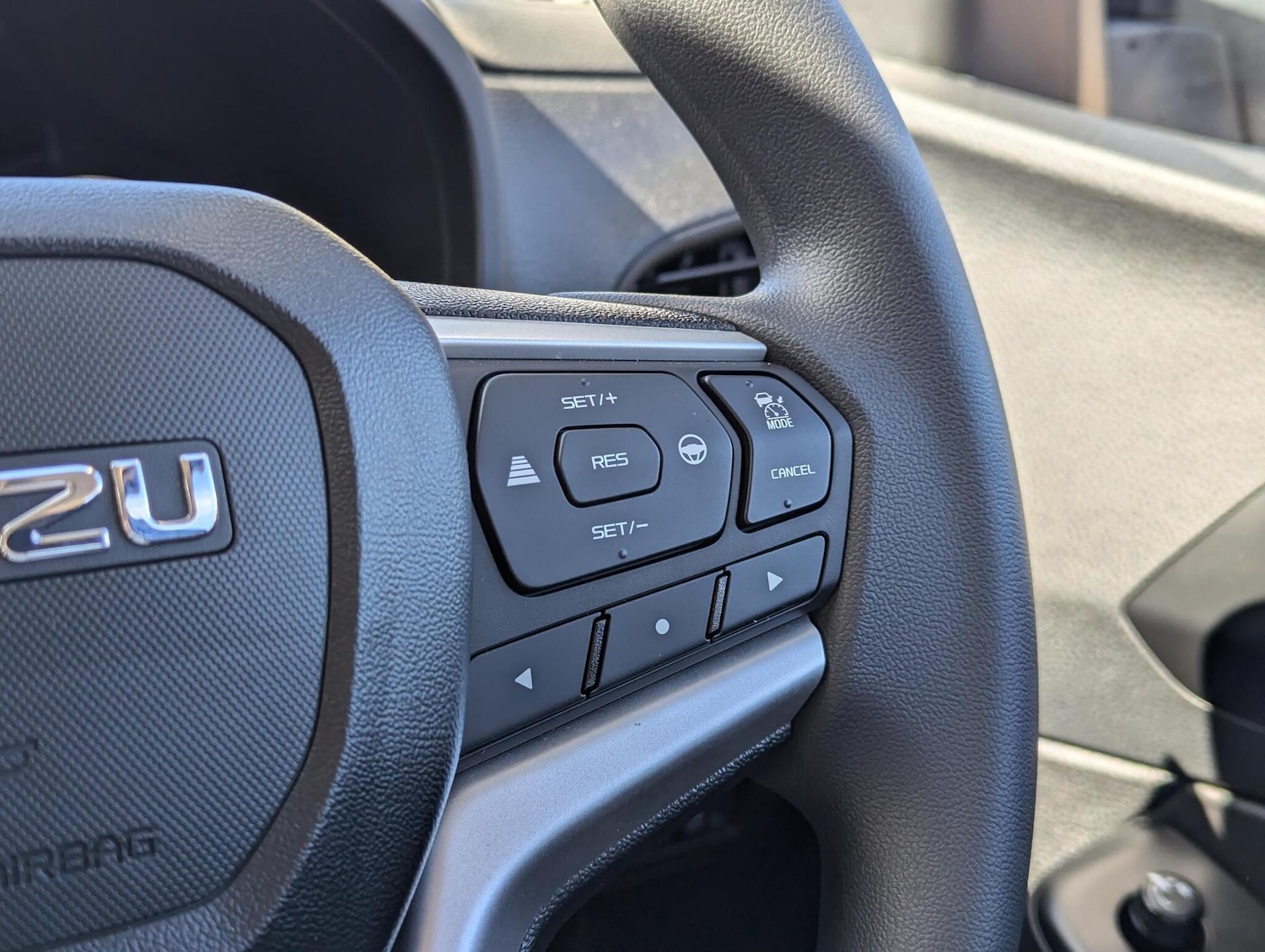 Used Isuzu D-Max 2025 for sale - 75884761: Photo 14