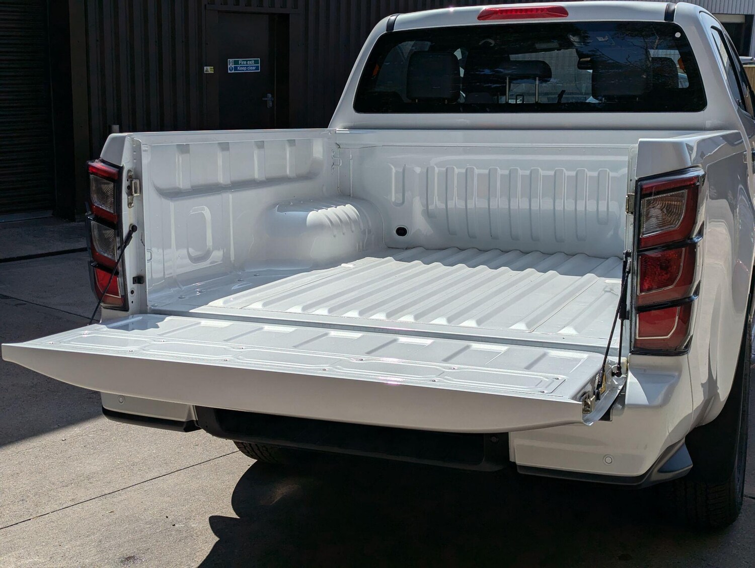 Used Isuzu D-Max for sale - 76633259: Photo 13