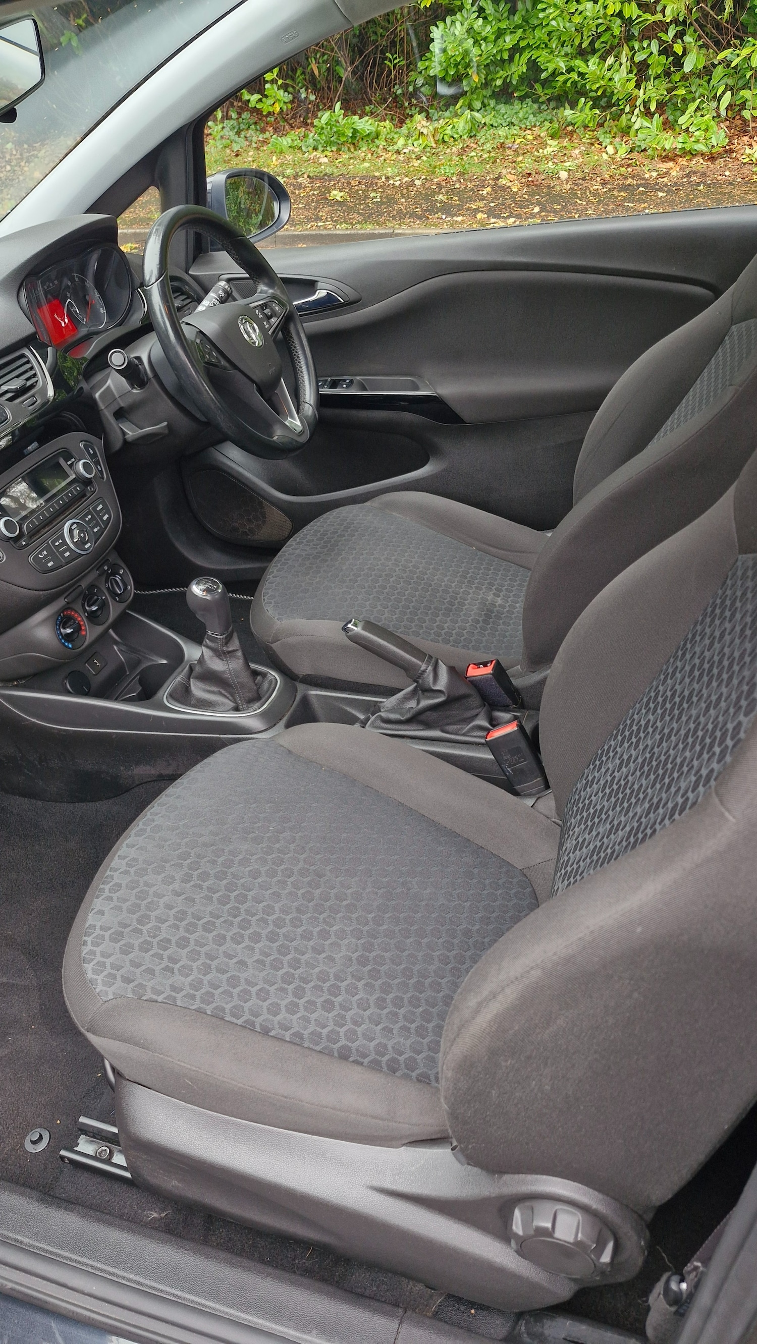 Used Vauxhall Corsa 2015 for sale - 76130913: Photo 10