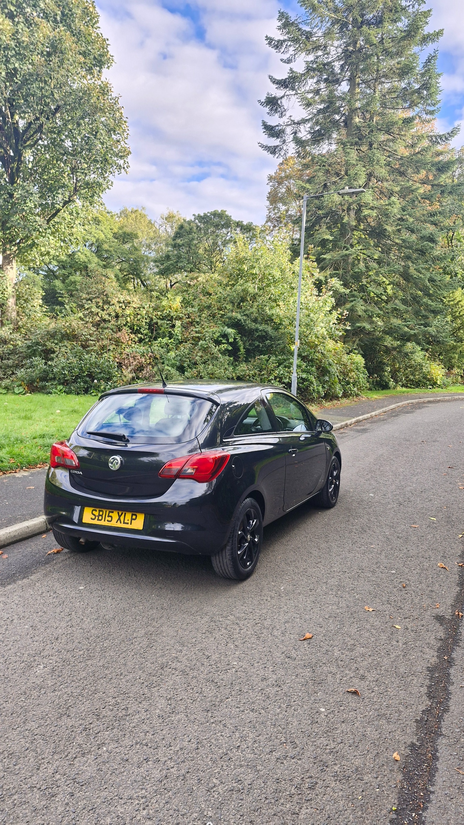 Used Vauxhall Corsa 2015 for sale - 76130913: Photo 3