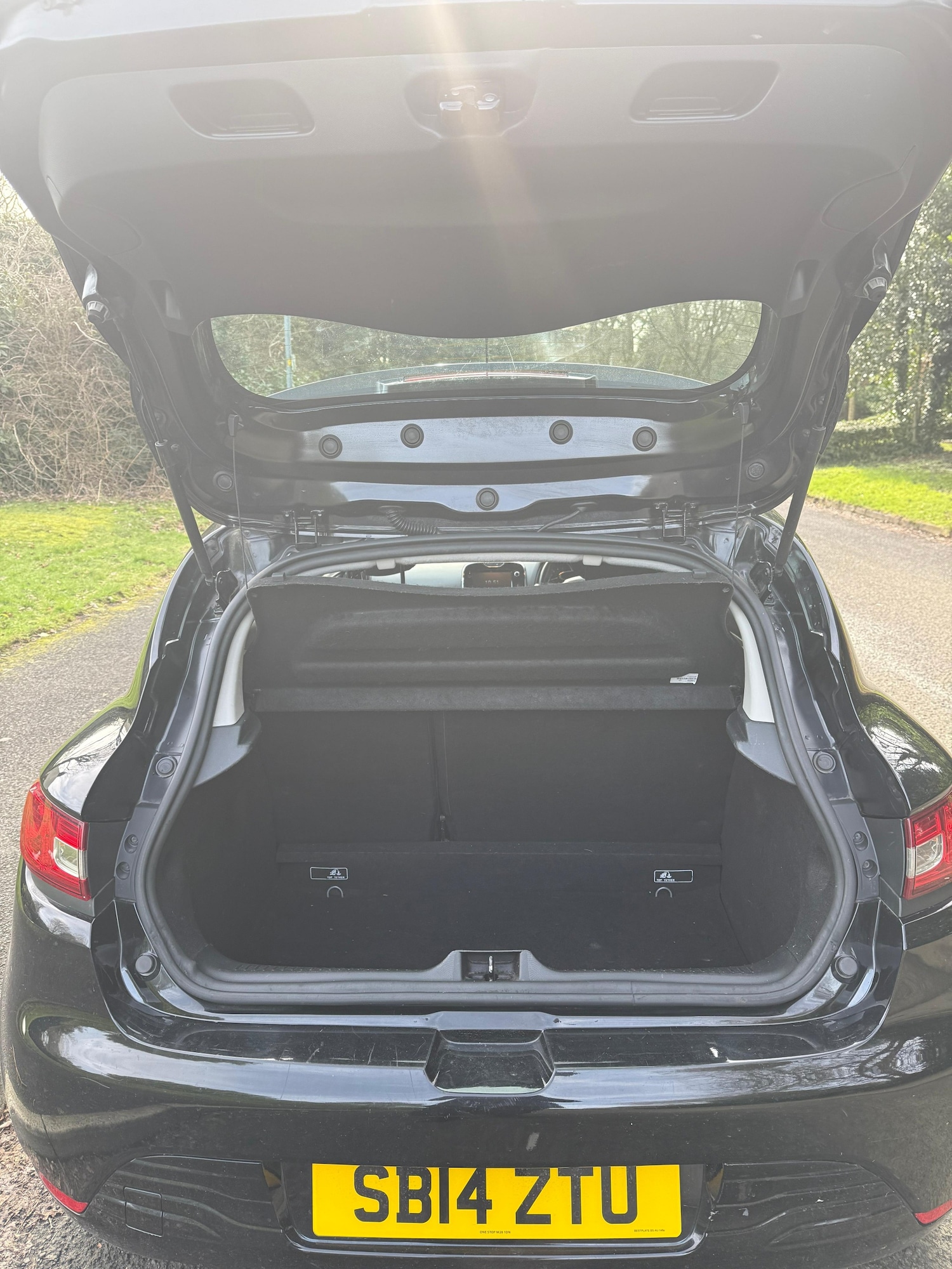 Used Renault Clio 2014 for sale - 77639396: Photo 13