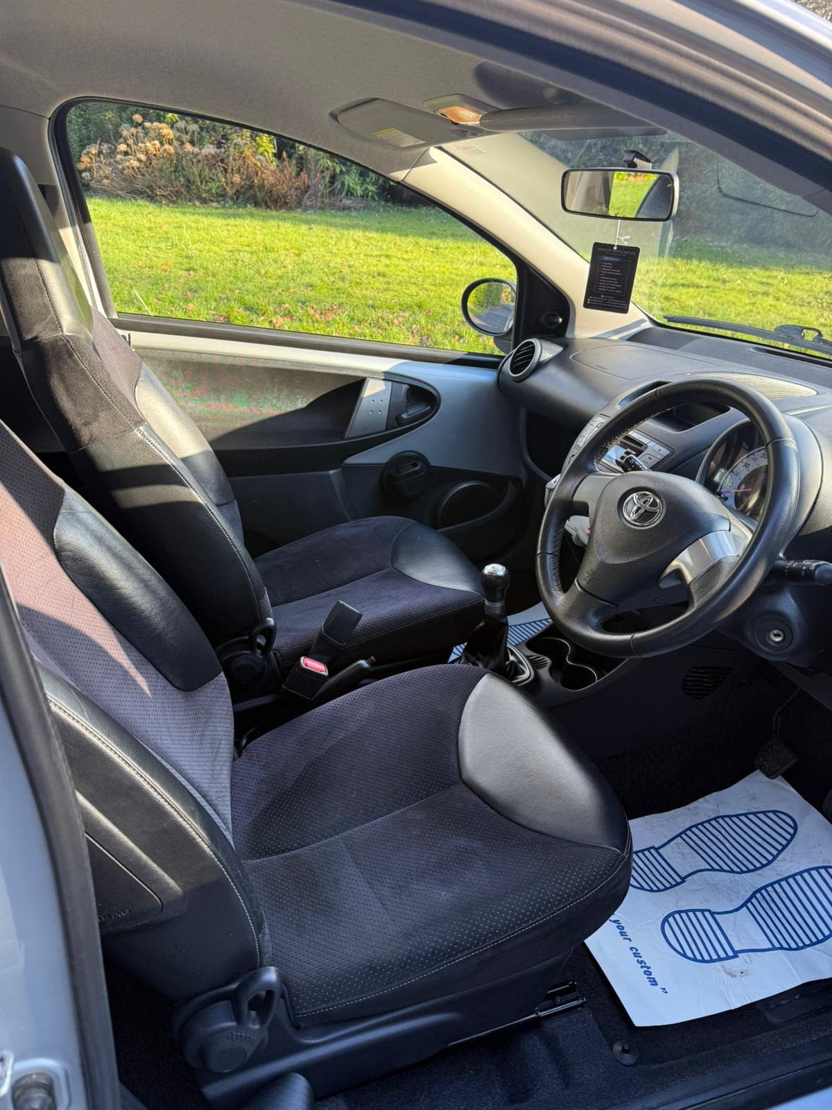 Used Toyota AYGO 2012 for sale - 77053498: Photo 8