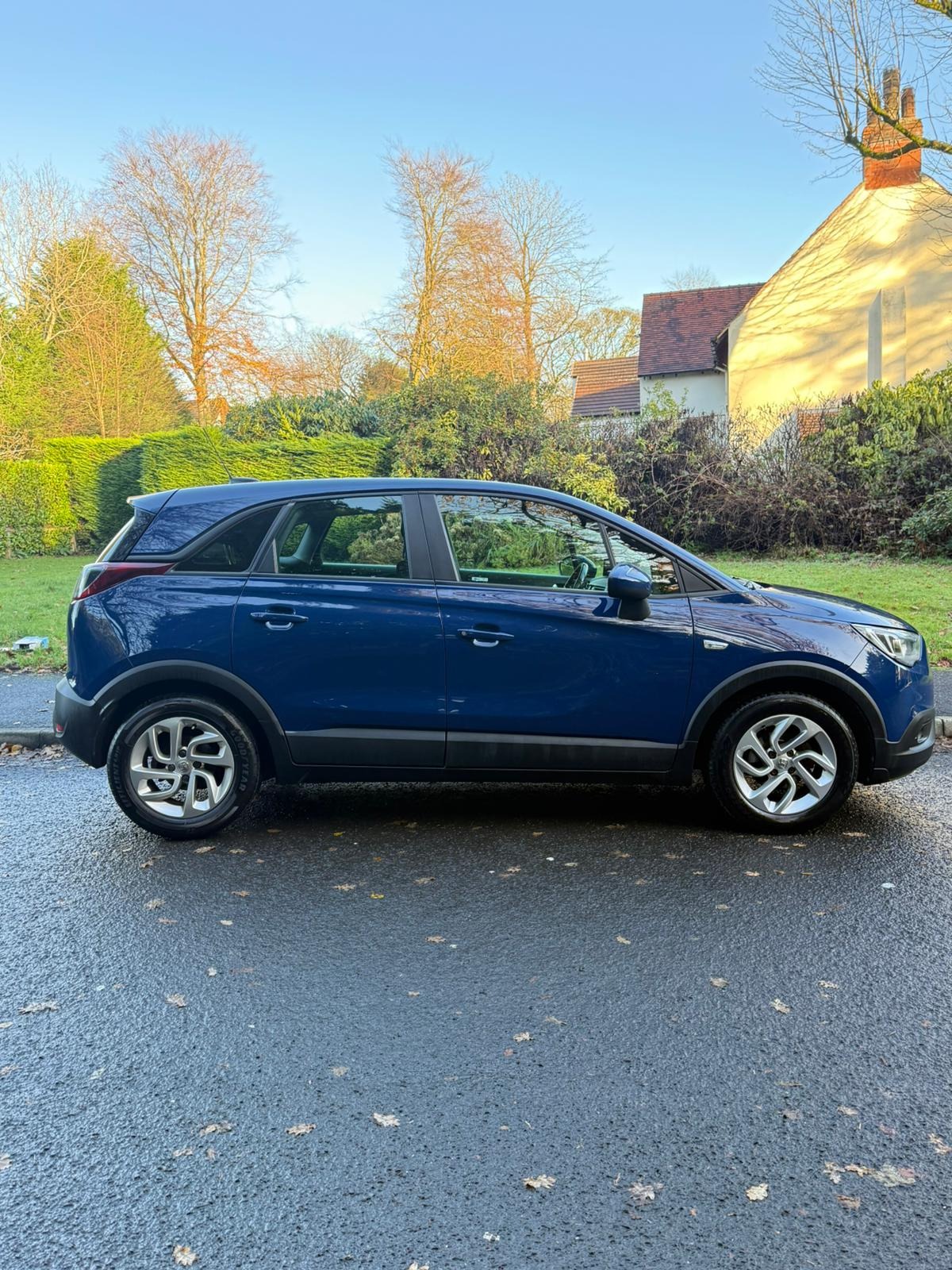 Used Vauxhall Crossland X 2018 for sale - 76893341: Photo 2