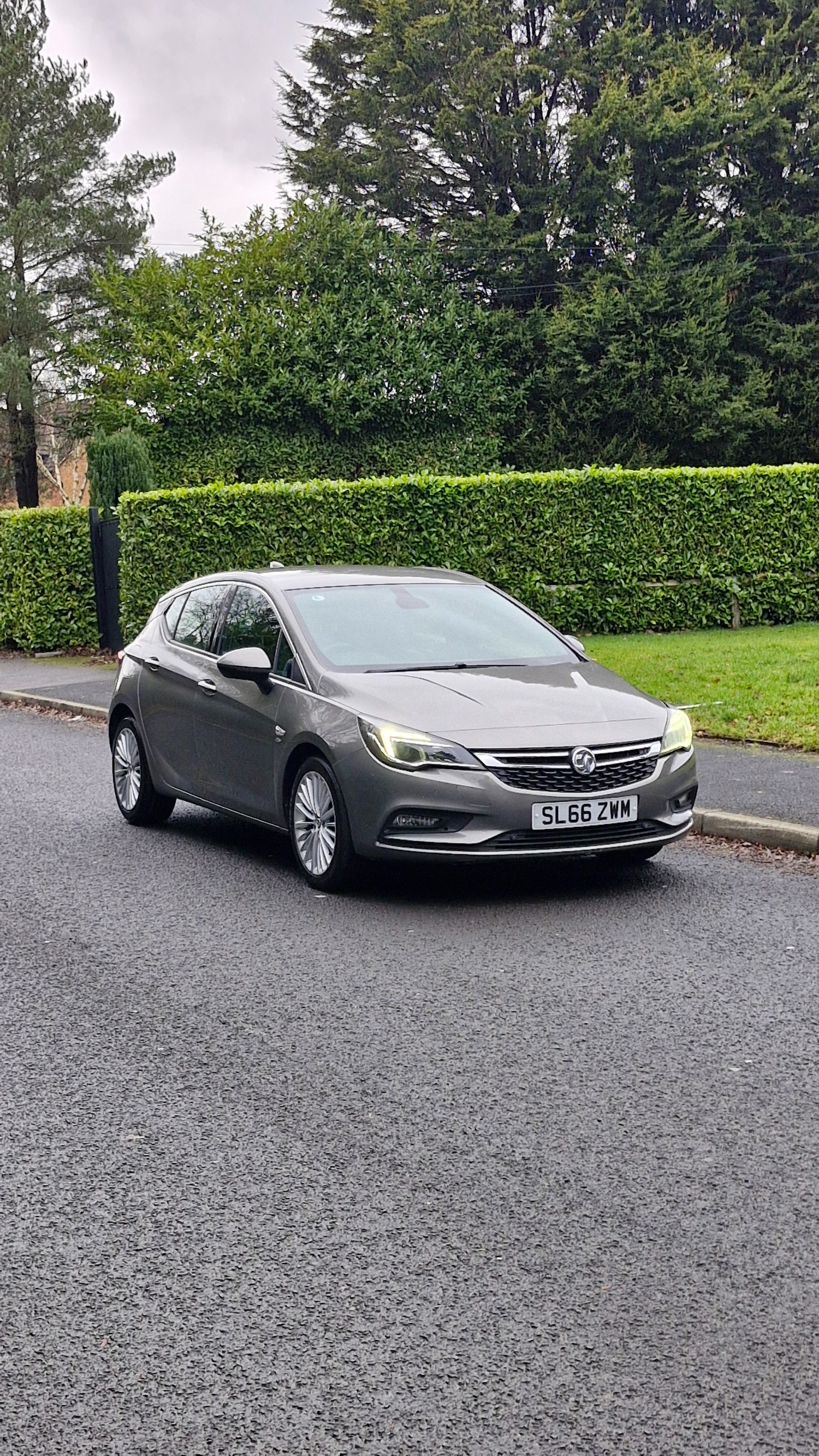 Used Vauxhall Astra 2016 for sale - 77393560: Photo 1