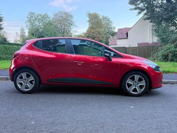 Used Renault Clio 2015 for sale - 79773487: Photo