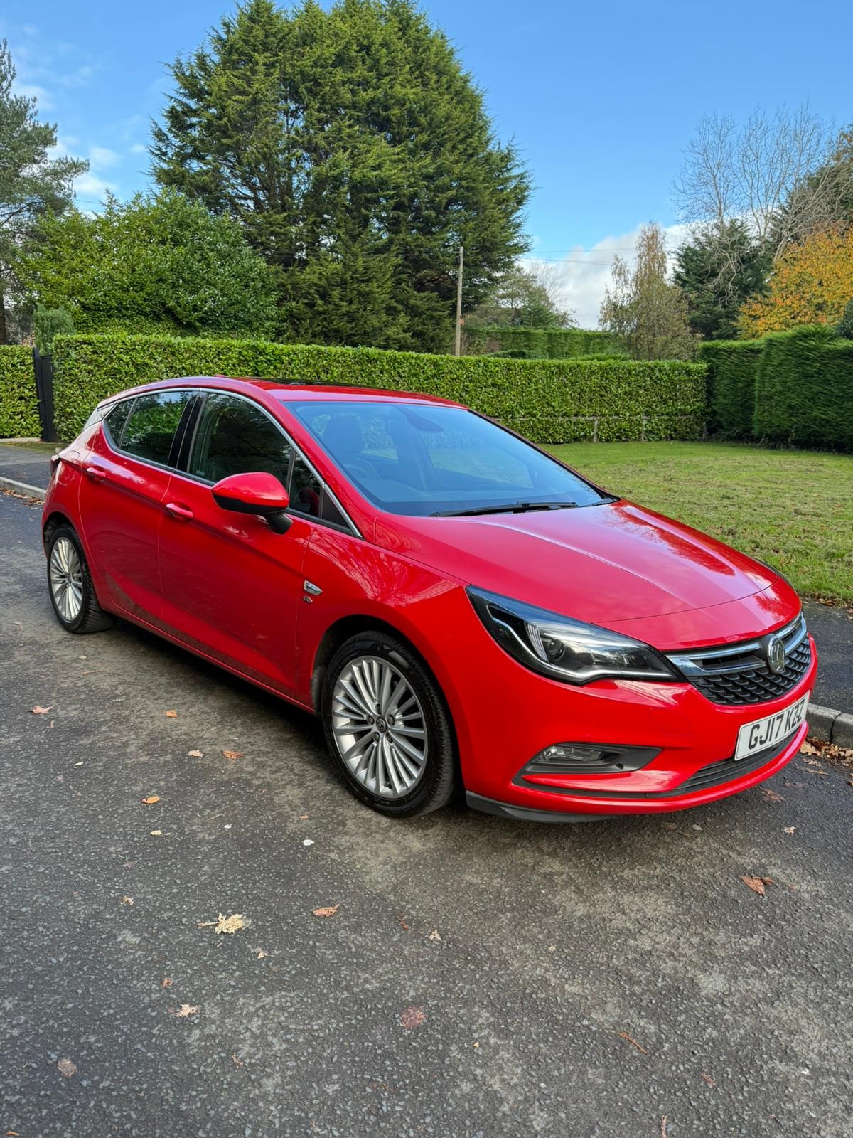 Used Vauxhall Astra 2017 for sale - 76366651: Photo 1