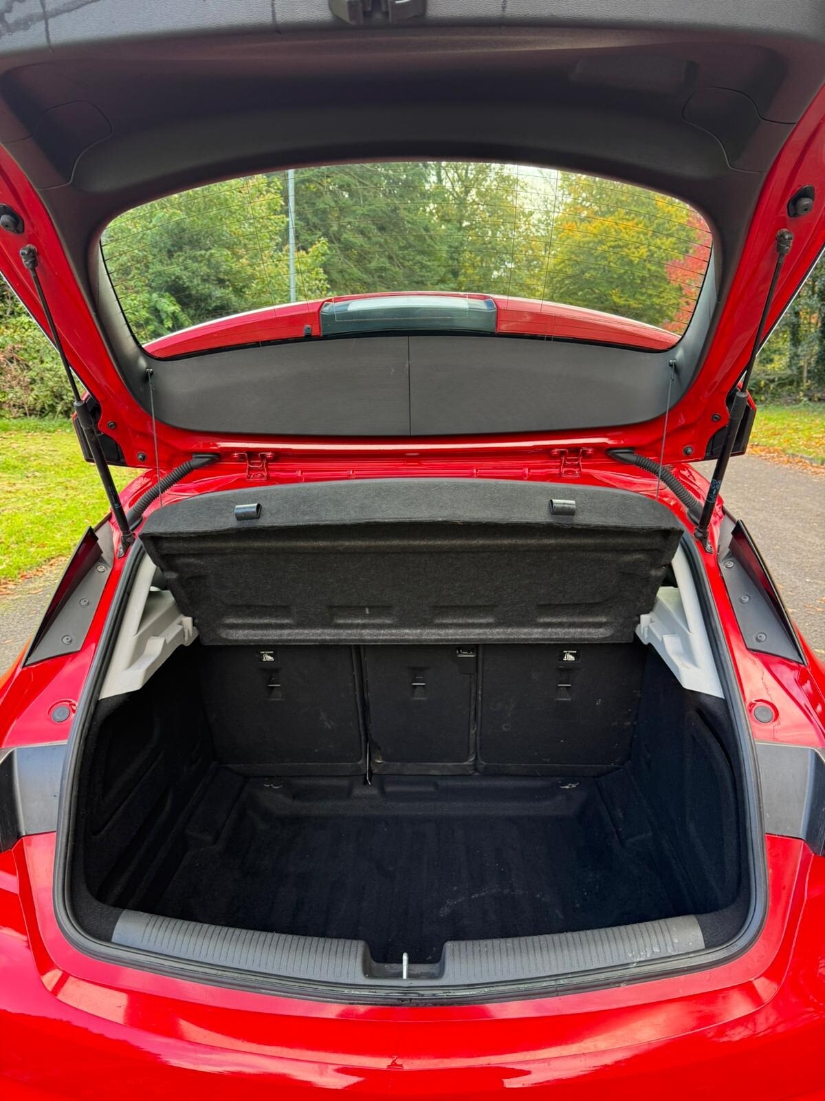 Used Vauxhall Astra 2017 for sale - 76366651: Photo 17