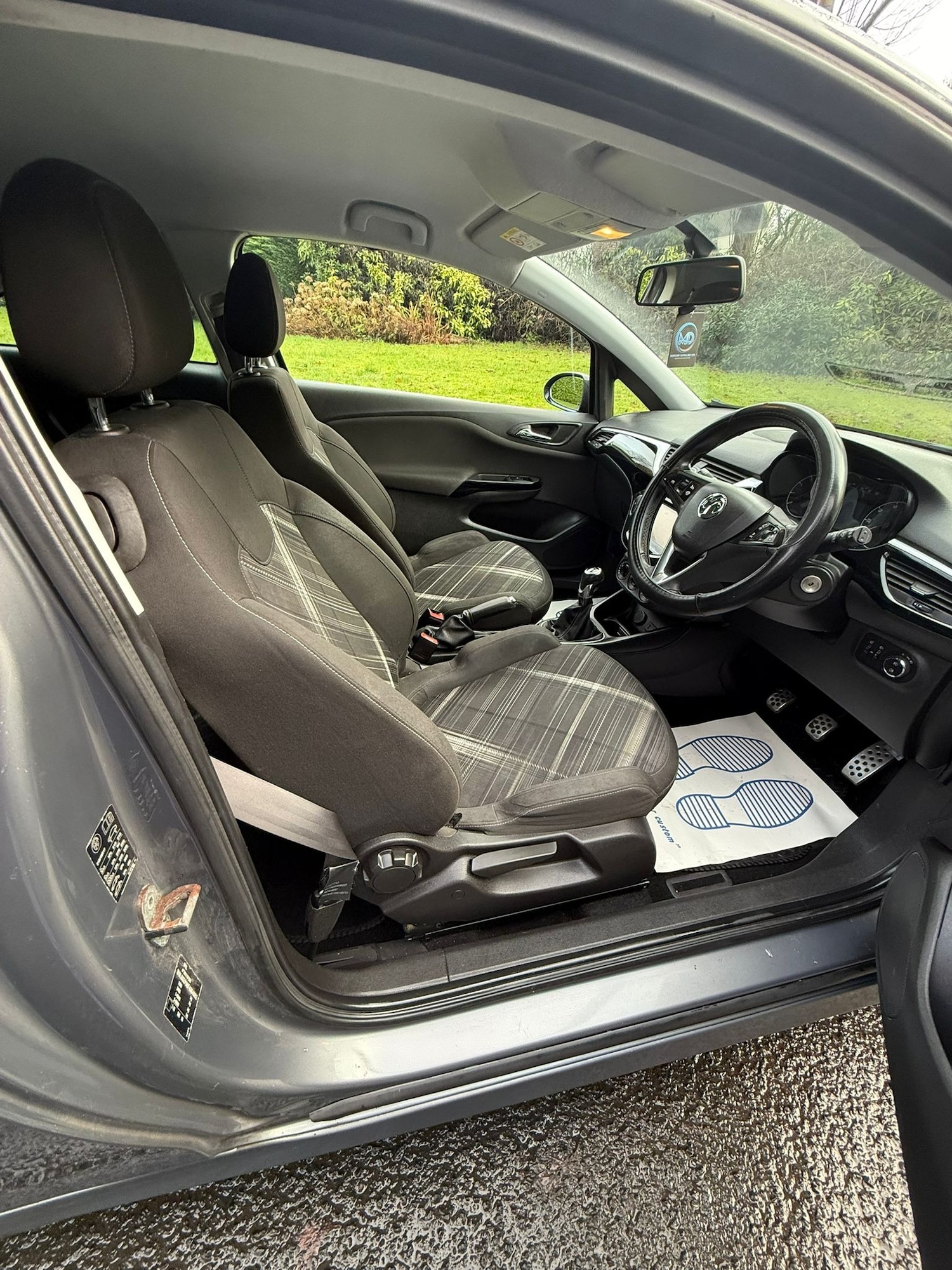 Used Vauxhall Corsa 2015 for sale - 77021987: Photo 9