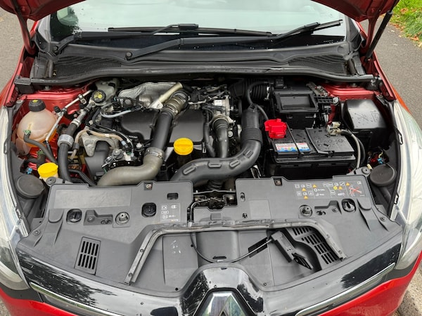 Used Renault Clio 2016 for sale - 75674225: Photo 15
