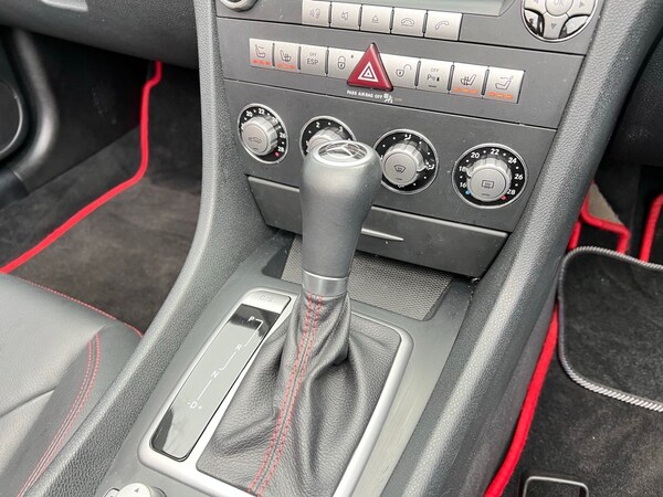 Used Mercedes-Benz SLK 2006 for sale - 76206622: Photo 11