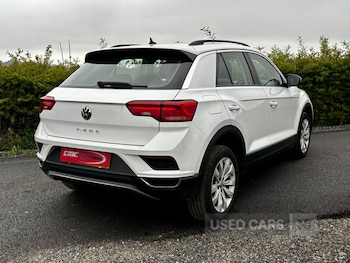 Used Volkswagen T-Roc 2019 for sale - 78472125: Photo