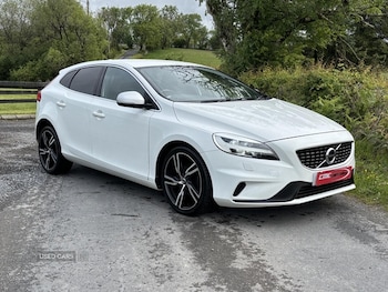 Used Volvo V40 2017 for sale - 76574144: Photo