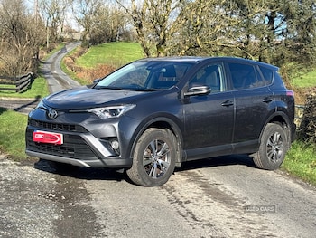 Used Toyota RAV4 2017 for sale - 77550971: Photo