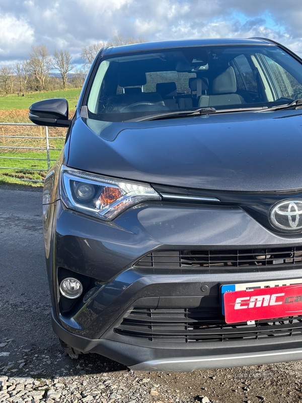 Used Toyota RAV4 2017 for sale - 77550971: Photo 7