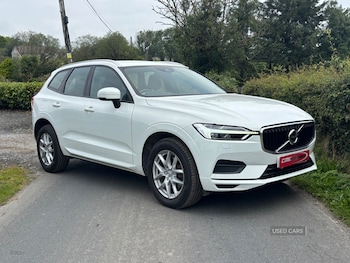 2017 - 2.0 D4 Momentum 5dr AWD Geartronic