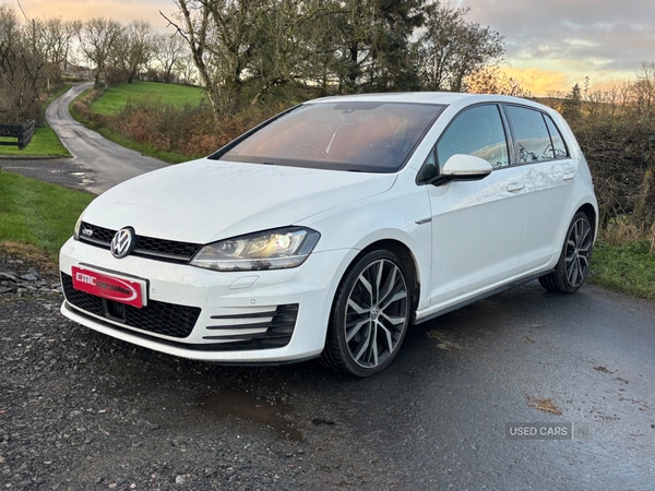Used Volkswagen Golf 2017 for sale - 76410045: Photo 3