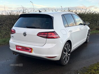 Used Volkswagen Golf 2017 for sale - 76410045: Photo