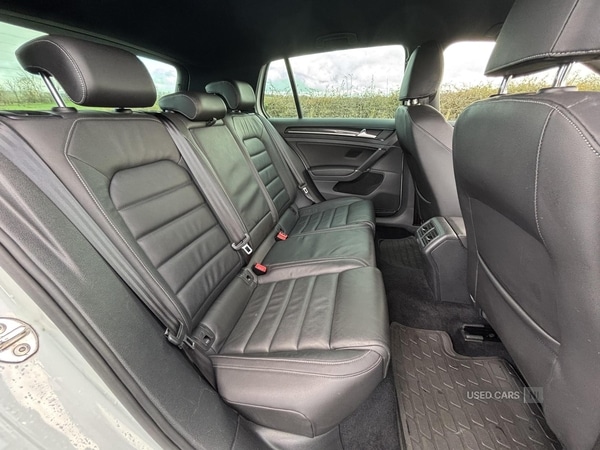 Used Volkswagen Golf 2017 for sale - 76500210: Photo 10