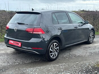 Used Volkswagen Golf 2019 for sale - 77705827: Photo