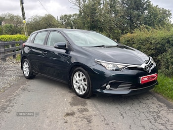 Toyota - Auris