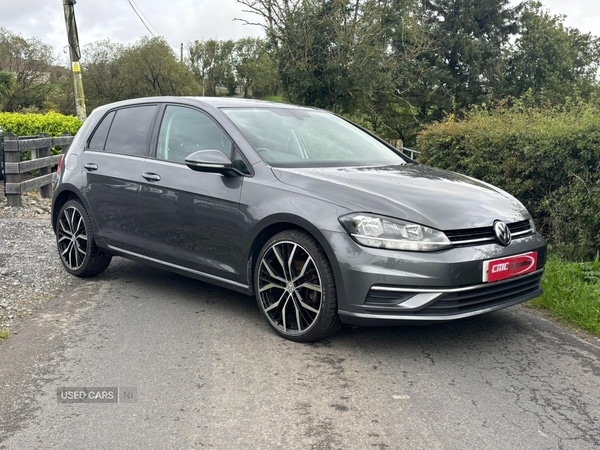 Used Volkswagen Golf 2017 for sale - 76014049: Photo 1