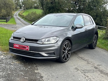 Used Volkswagen Golf 2017 for sale - 76014049: Photo 3