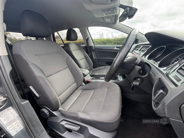 Used Volkswagen Golf 2017 for sale - 76014049: Photo 9