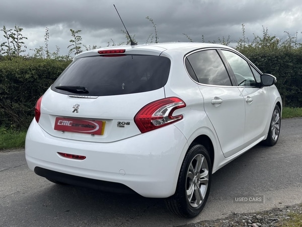 Used Peugeot 208 2014 for sale - 76608624: Photo 4