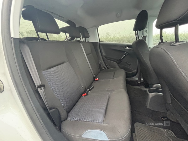 Used Peugeot 208 2014 for sale - 76419205: Photo 11
