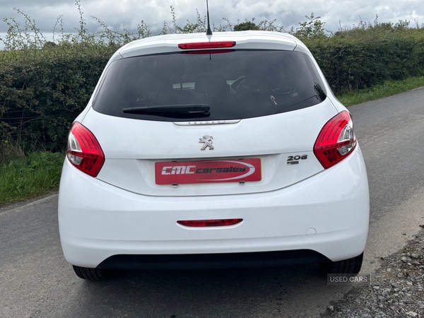 Used Peugeot 208 2014 for sale - 76419205: Photo 5