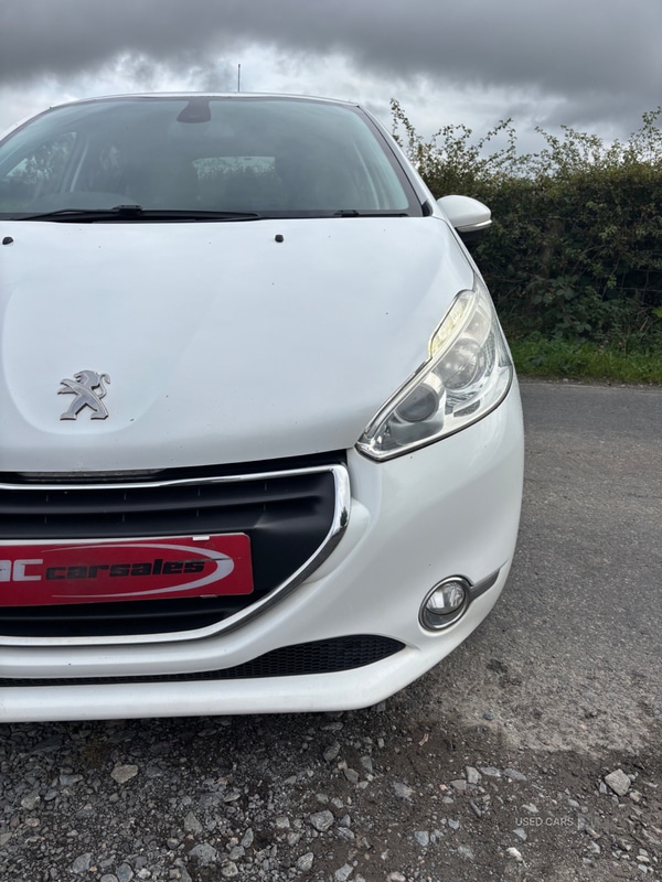Used Peugeot 208 2014 for sale - 76419205: Photo 7