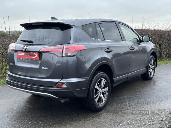 Used Toyota RAV4 2017 for sale - 77599460: Photo 4