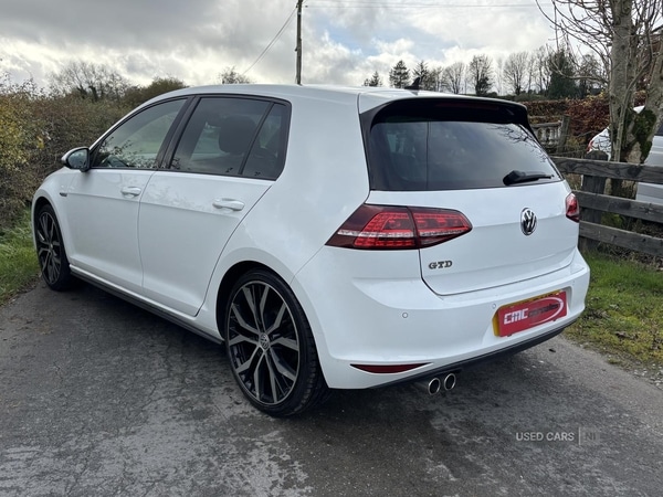 Used Volkswagen Golf 2017 for sale - 76608753: Photo 2