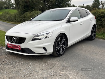 Used Volvo V40 2017 for sale - 75402587: Photo
