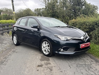 Toyota - Auris